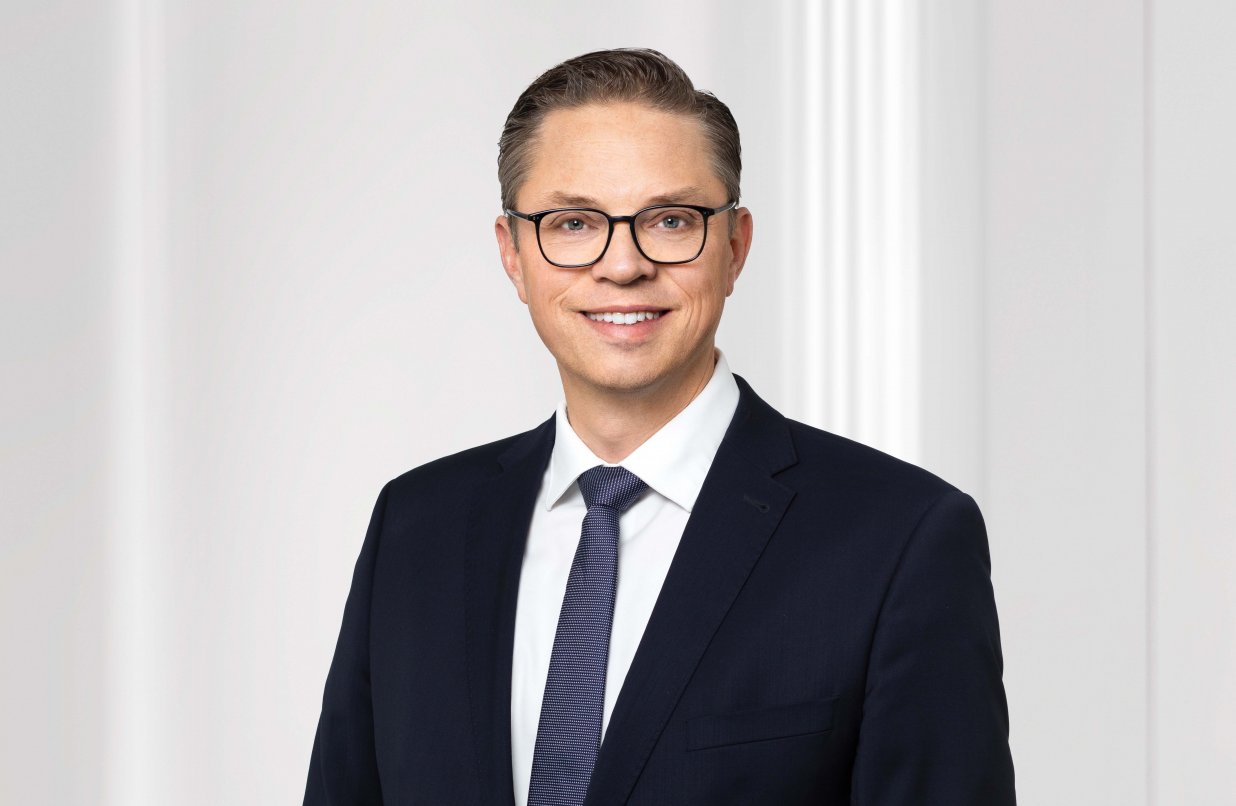 Prof. Dr. Fabian Hinrichs